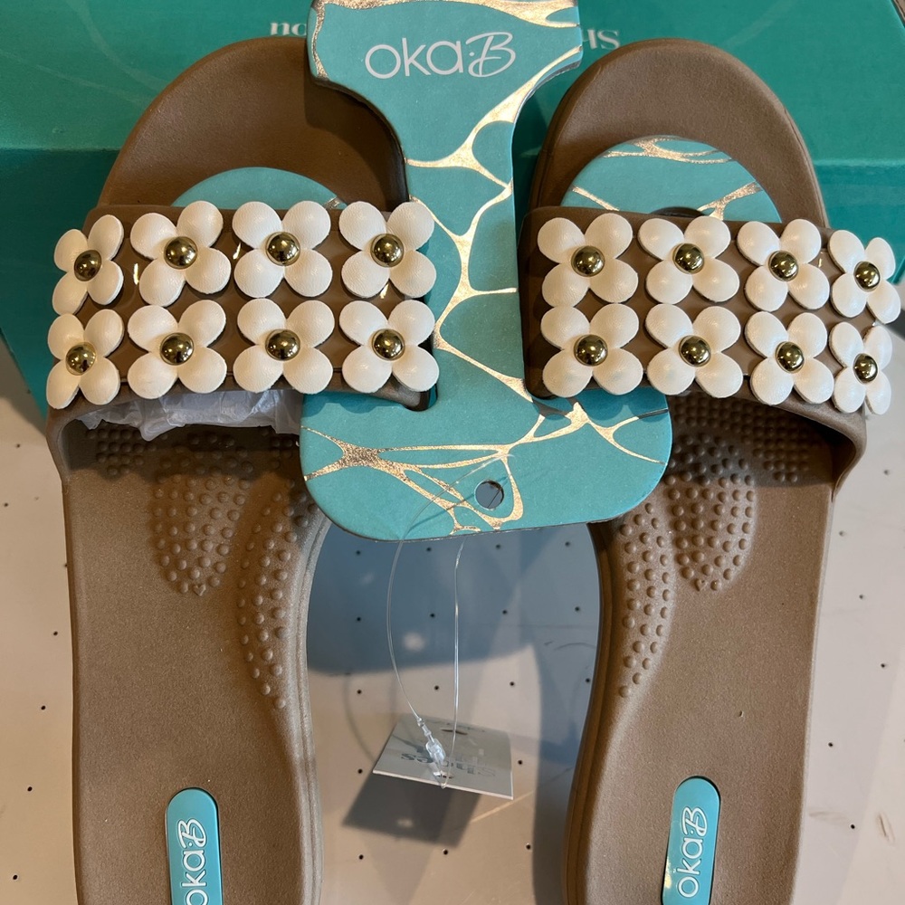 Oka-B Women’s Sandals (NWT)